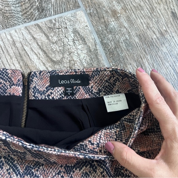 Anthropologie Lea & Viola Snakeskin Print Mini Skirt, Women’s Size Small - Picture 2 of 6